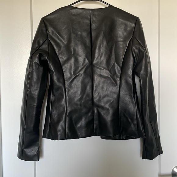 Lulu’s black faux leather jacket - Picture 2 of 2